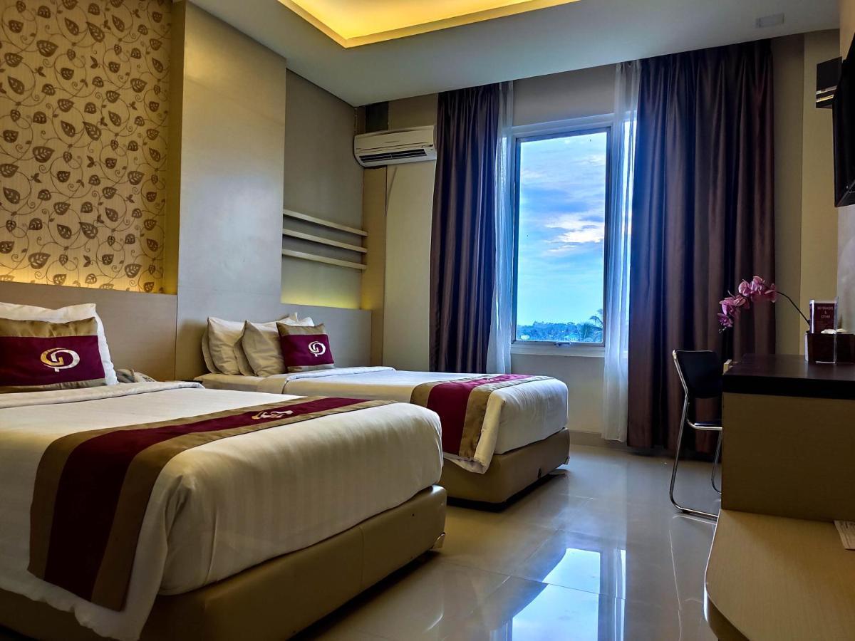 โรงแรมแกรนด์ ปารามา Tanjung Redep ภายนอก รูปภาพ
