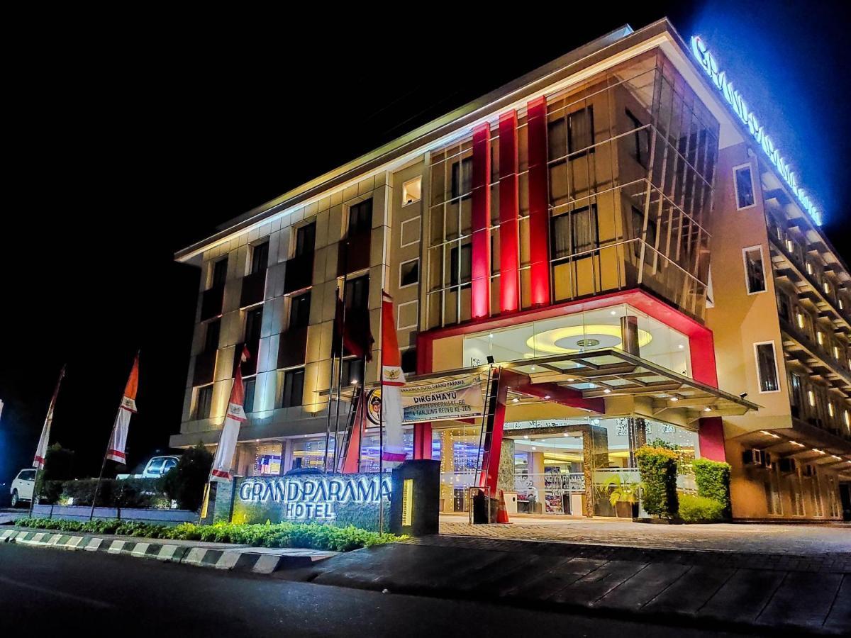 โรงแรมแกรนด์ ปารามา Tanjung Redep ภายนอก รูปภาพ